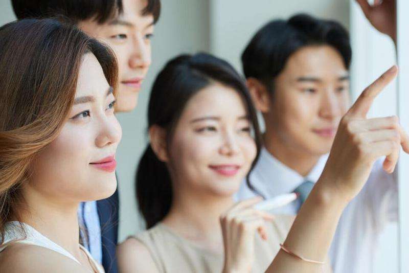 WhatsApp打固定电话收费吗